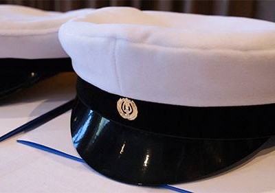 Viisi kirjaa uudelle ylioppilaalle